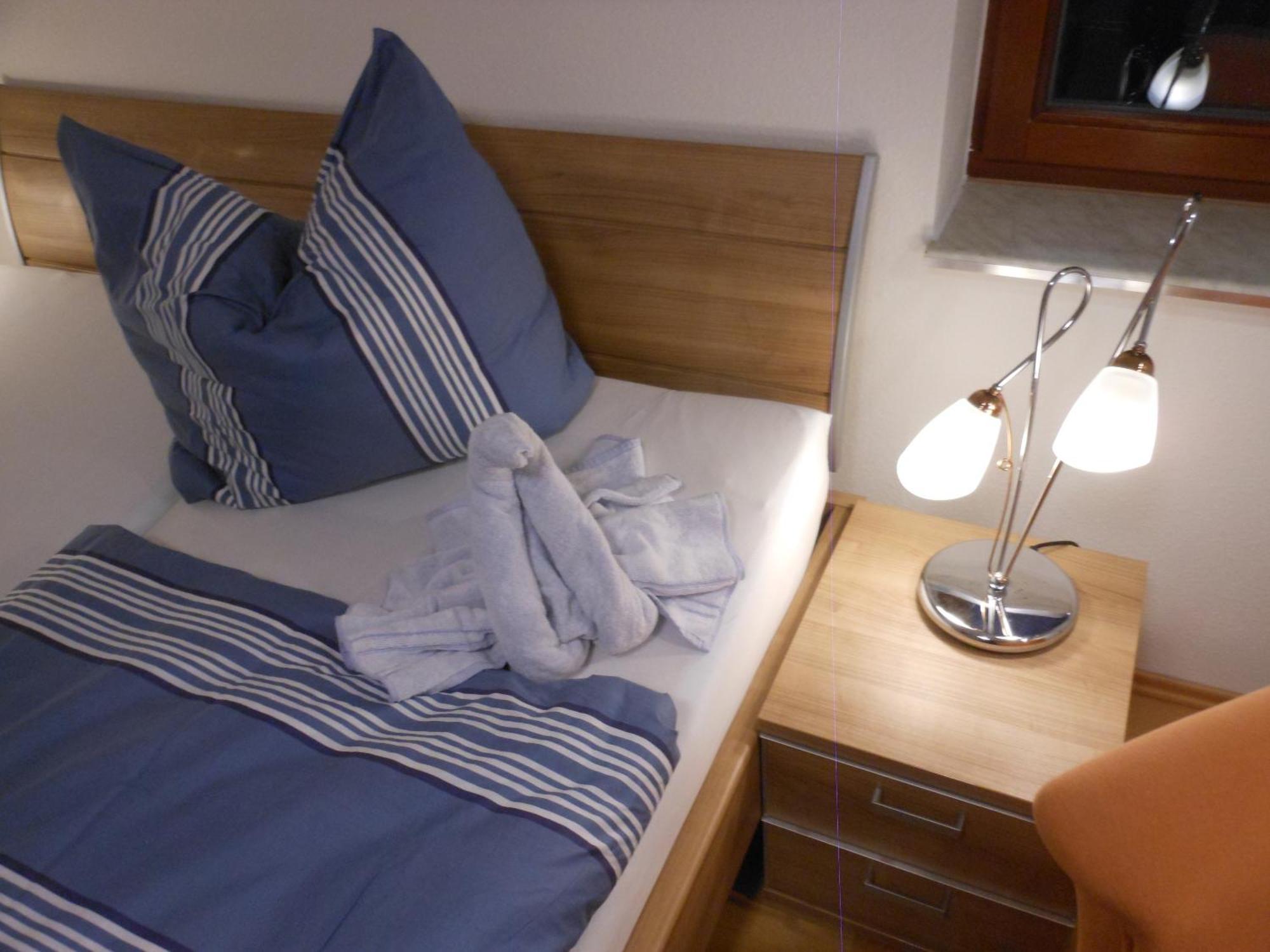 Pension Am Werder Бернбург Номер фото