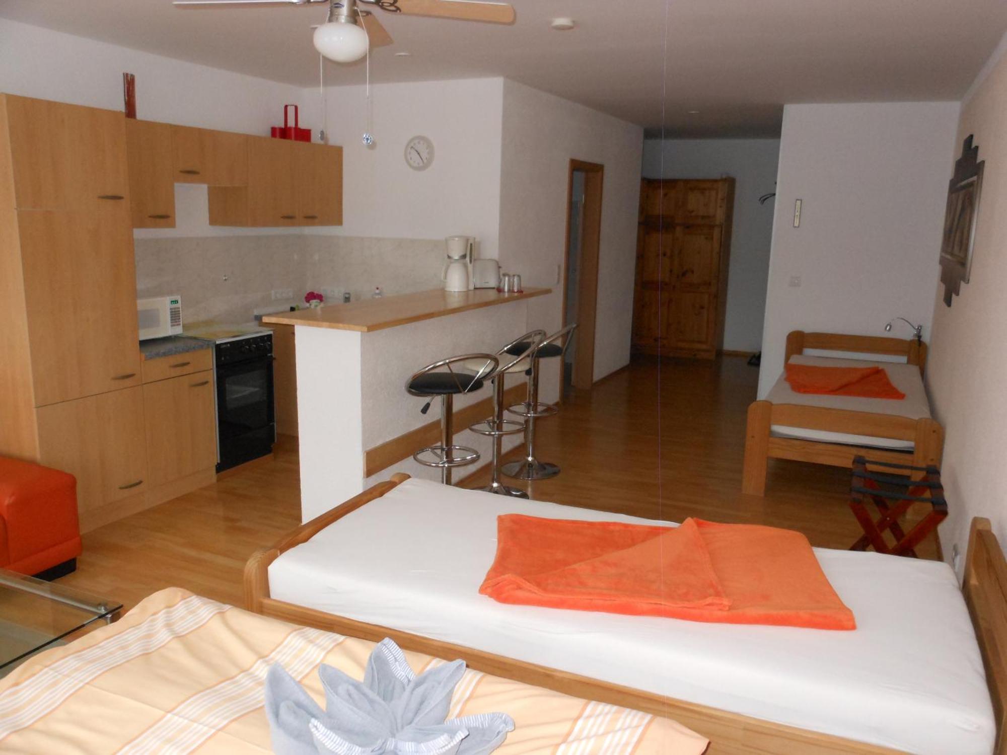Pension Am Werder Бернбург Номер фото