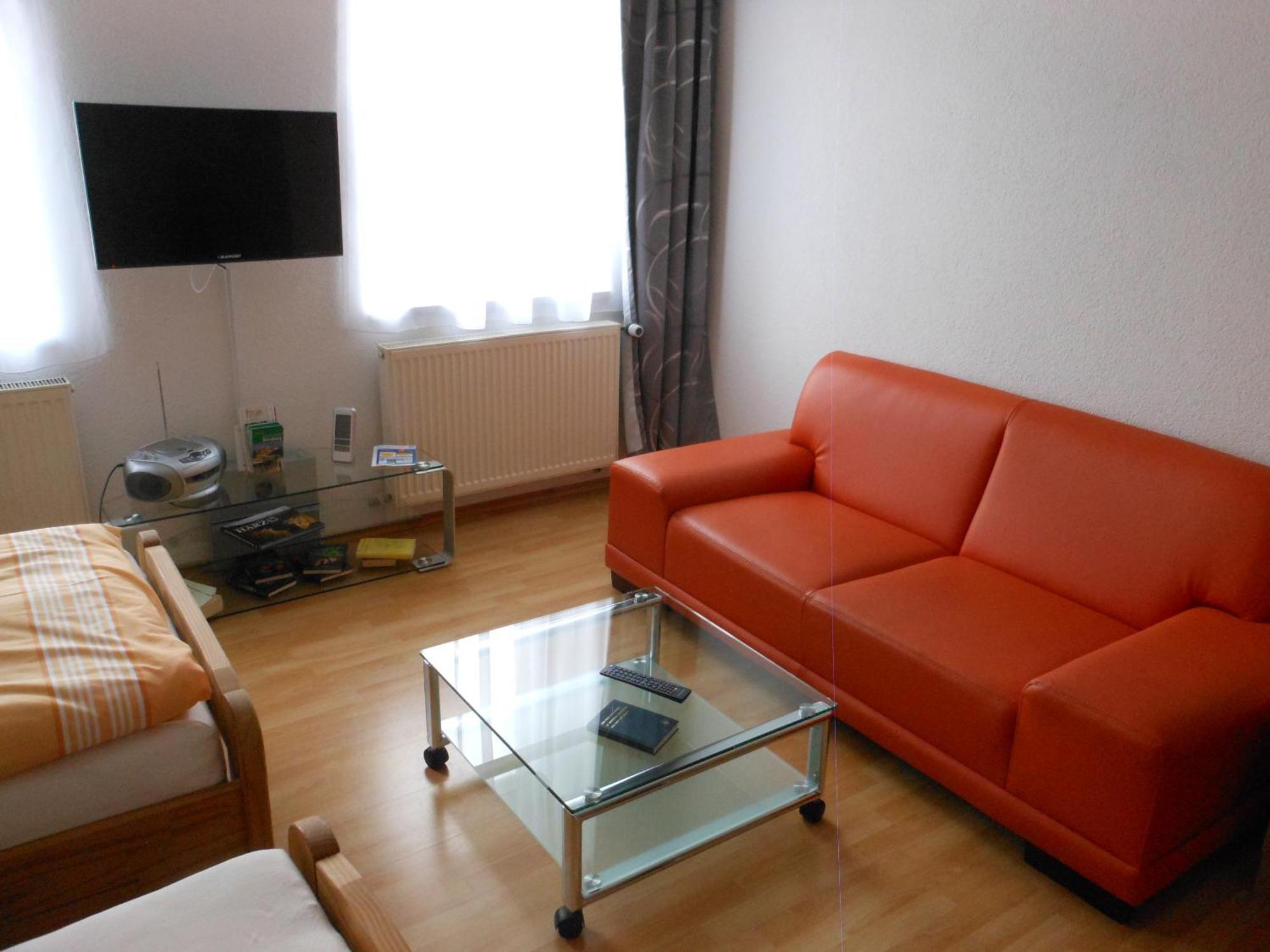 Pension Am Werder Бернбург Номер фото
